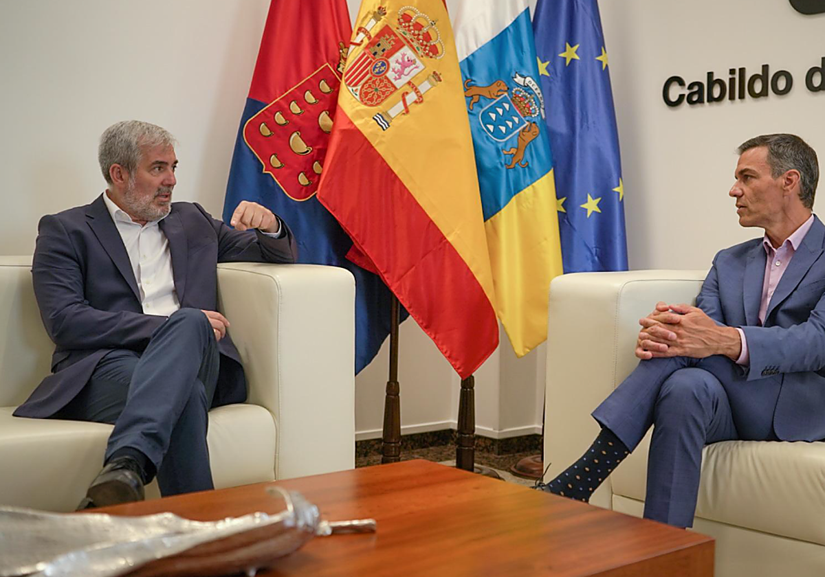 Reunión en Lanzarote de Fernando  Clavijo y Pedro Sánchez
