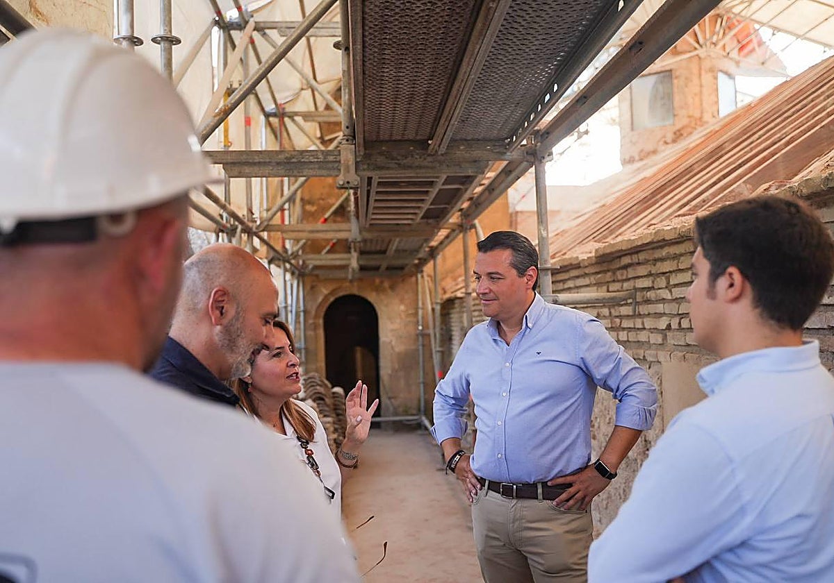 José María Bellido en las obras de restauración del Alcázar