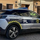 Multan a un hombre en Elda por vender cachorros de perro de la raza 'american stanford' en la calle