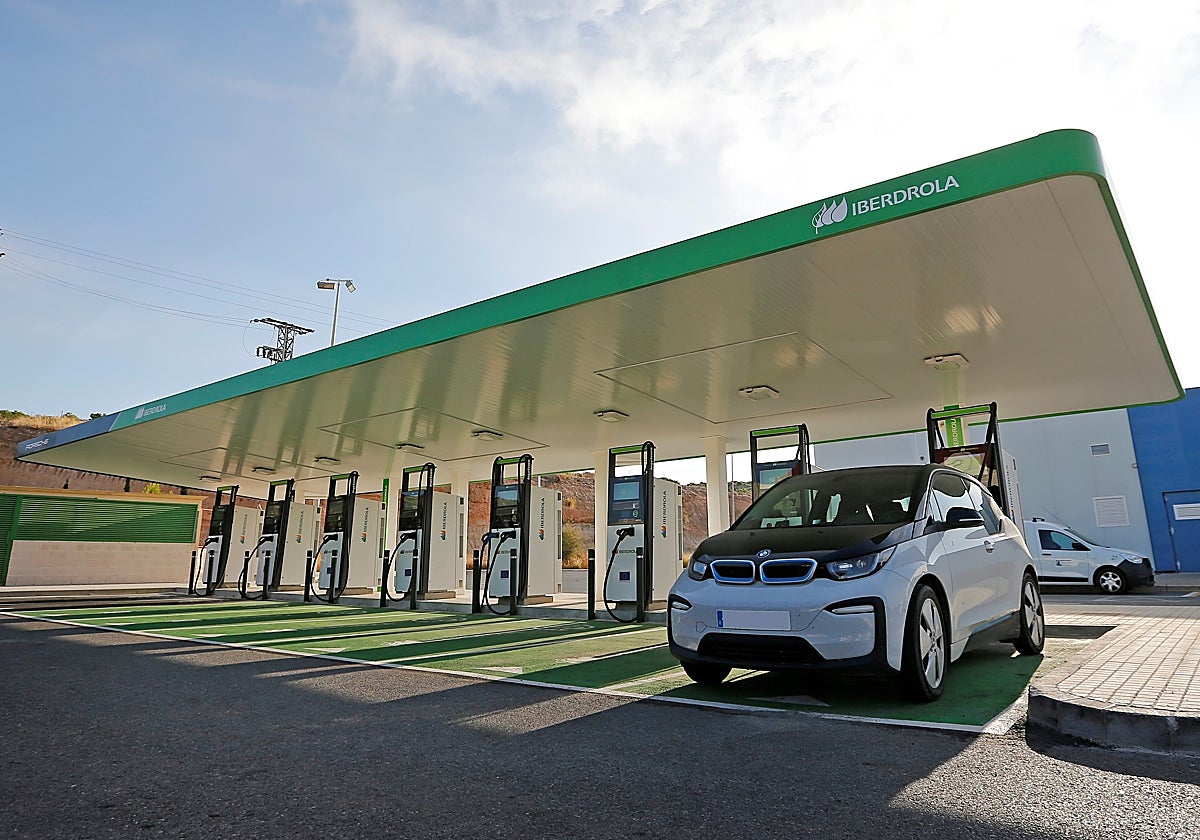 Estación de recarga de Iberdrola en Elche
