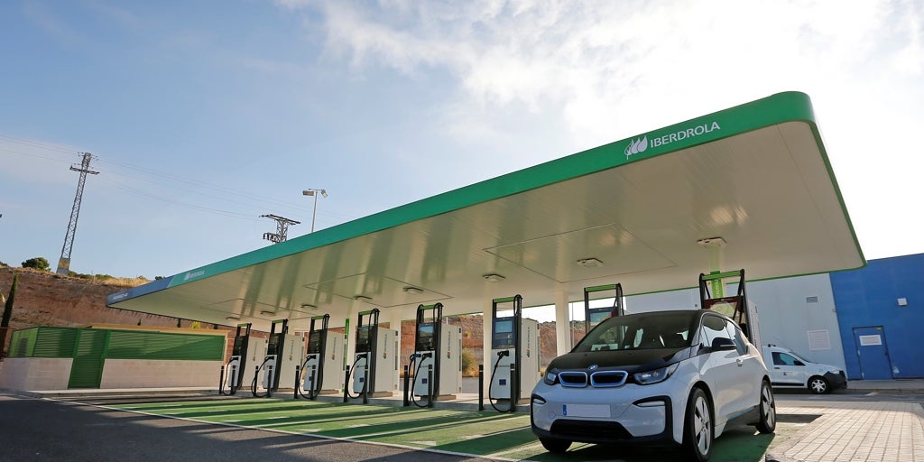 Iberdrola alcanza los 475 puntos de recarga rápidos y ultrarrápidos en funcionamiento en la Comunidad Valenciana