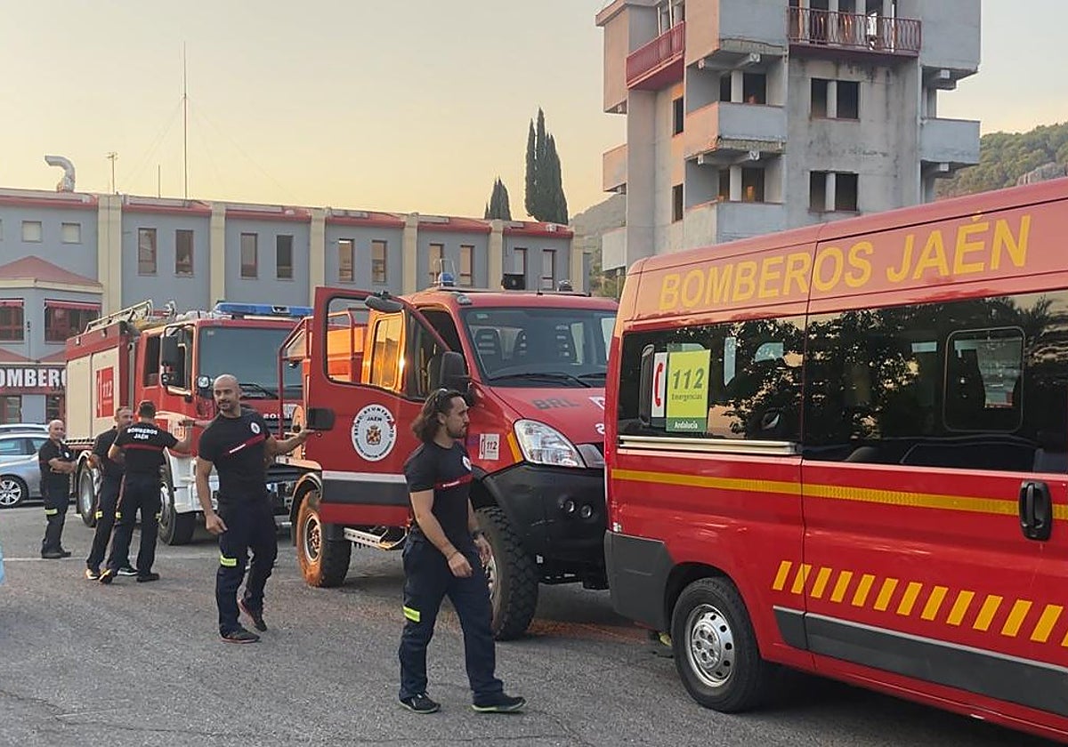 Bomberos de Jaén partiendo a Salamanca