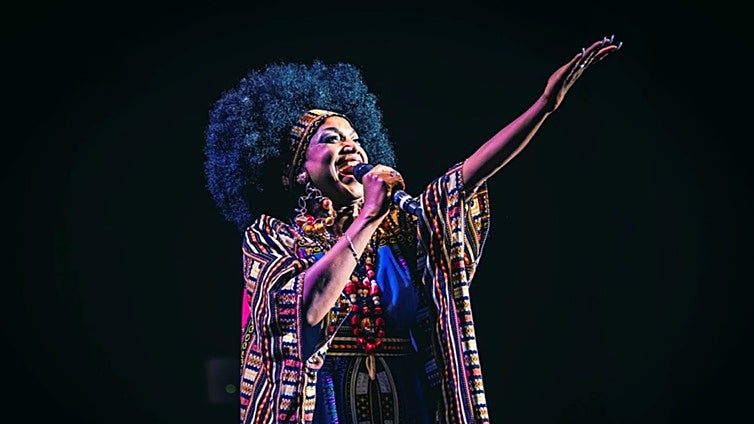 Lucrecia: «Celia Cruz y yo nos fundimos como amigas y comadres»