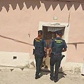 Pillan a dos mujeres okupas tras forzar la cerradura instantes después de irse la propietaria