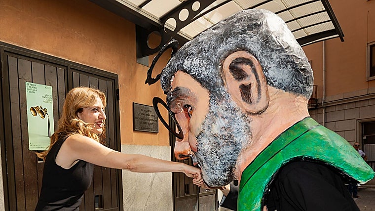 La viceconsejera de Cultura, Mar Sancho, asiste a la inauguración de la Feria de Teatro de Castilla y León