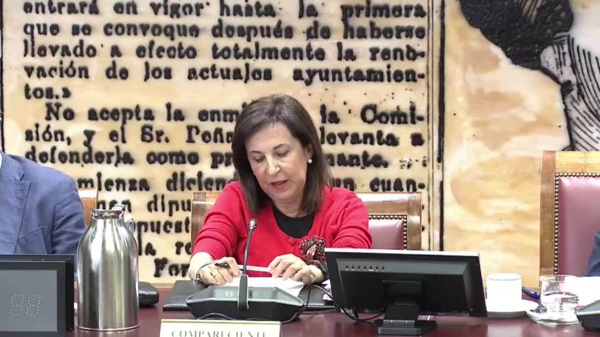 Robles culpa a Feijóo de que autonomías de PP pidieran medios &quot;increíbles&quot; contra el fuego