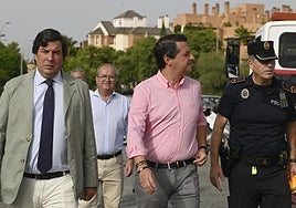 El alcalde de Córdoba señala que las cuentas de 2026 se «parecerán bastante» a las de 2025 al no tener tanto dinero del Estado como se preveía