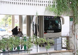 Una persona herida tras recibir una puñalada en una parada de autobús de Veredón de los Frailes