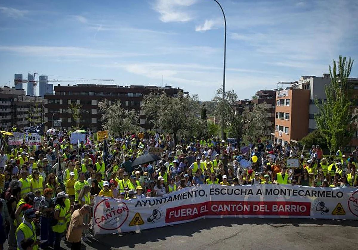 Cientos de personas se manifestaron hace un año por la reubicación de cantón de Montecarmelo