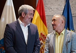 Clavijo apuesta por un «gran acuerdo social» para reducir la jornada laboral: «Ese debate ya está en la calle»