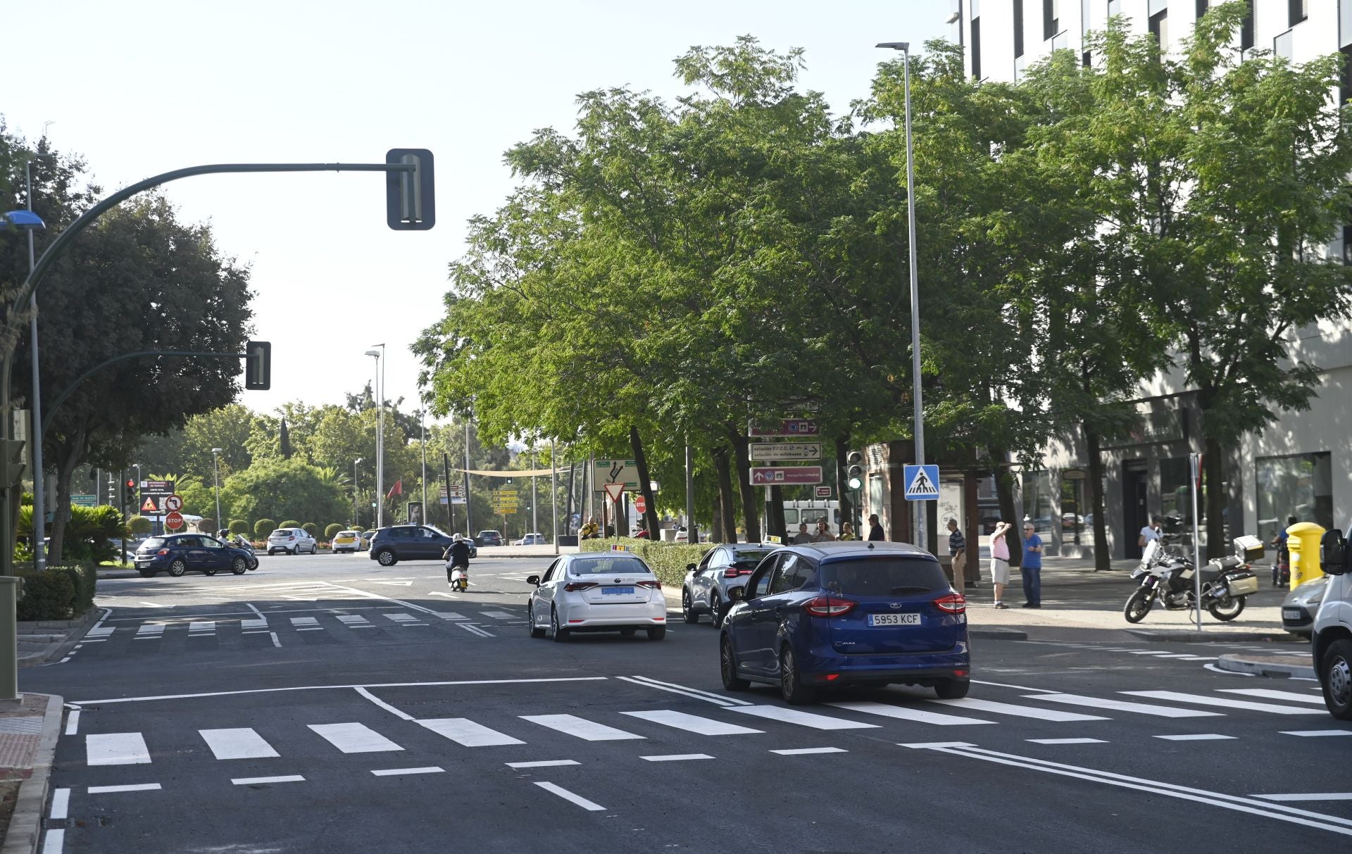 La inauguración de la fase final de la avenida de Trassierra de Córdoba, en imágenes