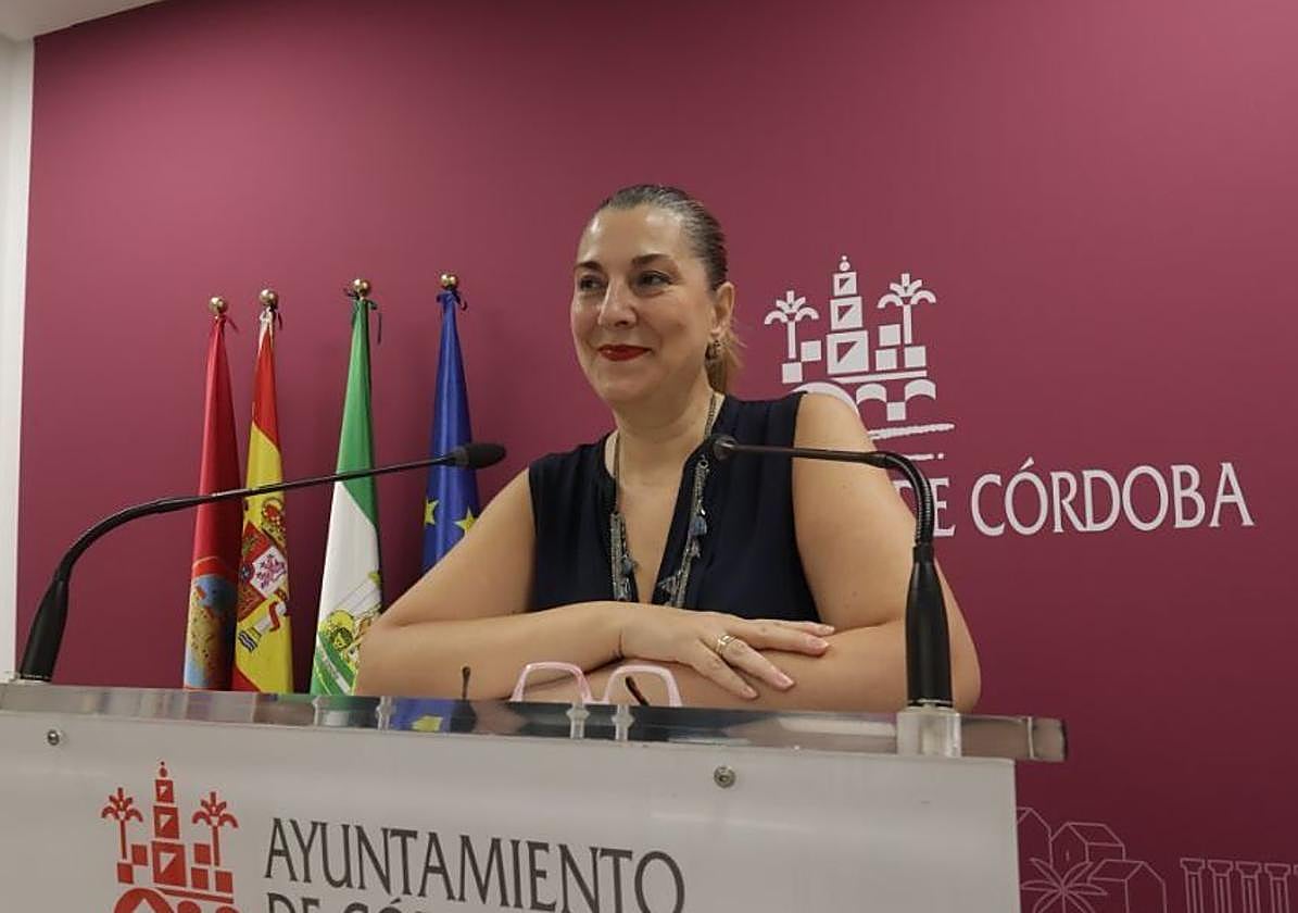 La delegada de Servicios Sociales en el Ayuntamiento de Córdoba, Eva Contador