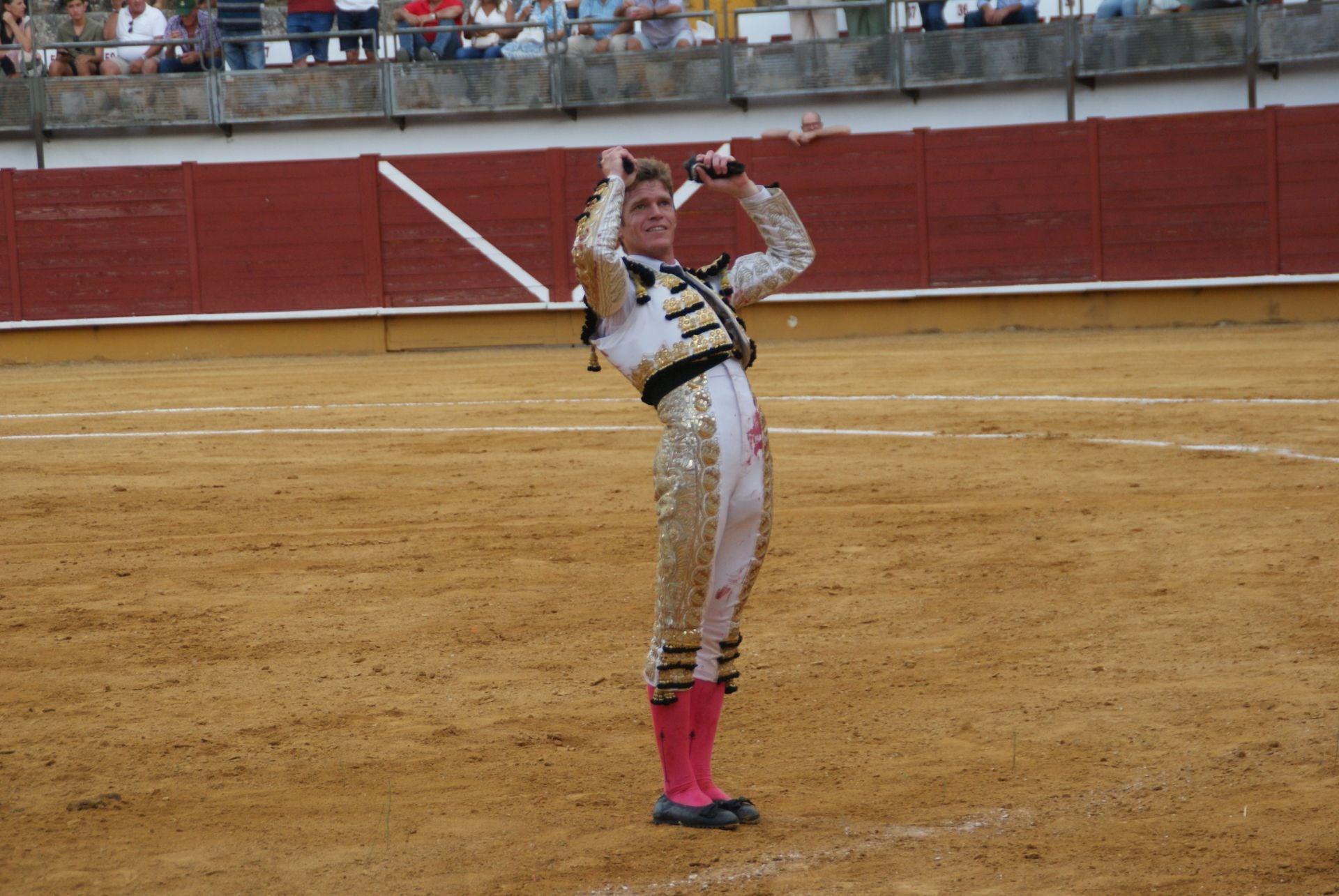 La gran corrida de toros de Priego, en imágenes
