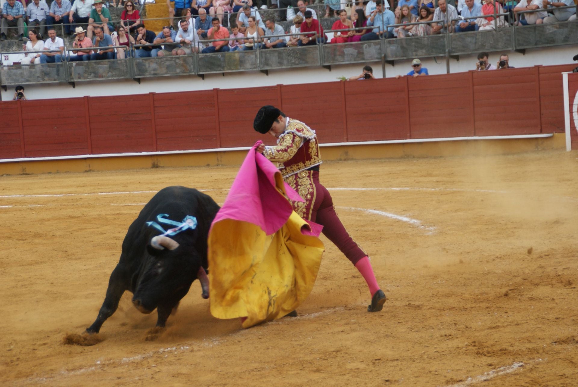 La gran corrida de toros de Priego, en imágenes