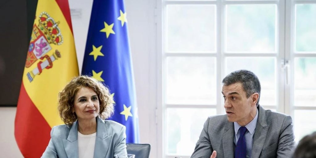 El Gobierno central aprueba condonar 4.927 millones de deuda a Castilla-La Mancha, el 30% del total
