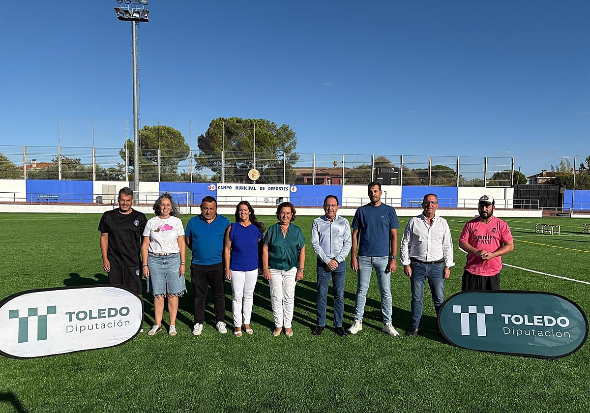 El campo de fútbol, en la imagen, se ha inaugurado con motivo de las fiestas patronales