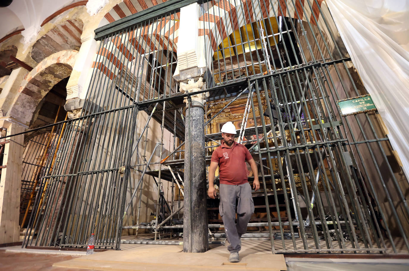 Los impactantes trabajos de emergencia en la Mezquita de Córdoba, en imágenes
