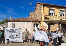 «Álvaro somos todos»: Olleros de Tera alza la voz para pedir la libertad del dueño del bar, que hirió a un presunto ladrón
