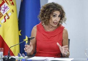 El Gobierno aprueba la quita de la deuda a las comunidades autónomas y pide que se sume a Andalucía