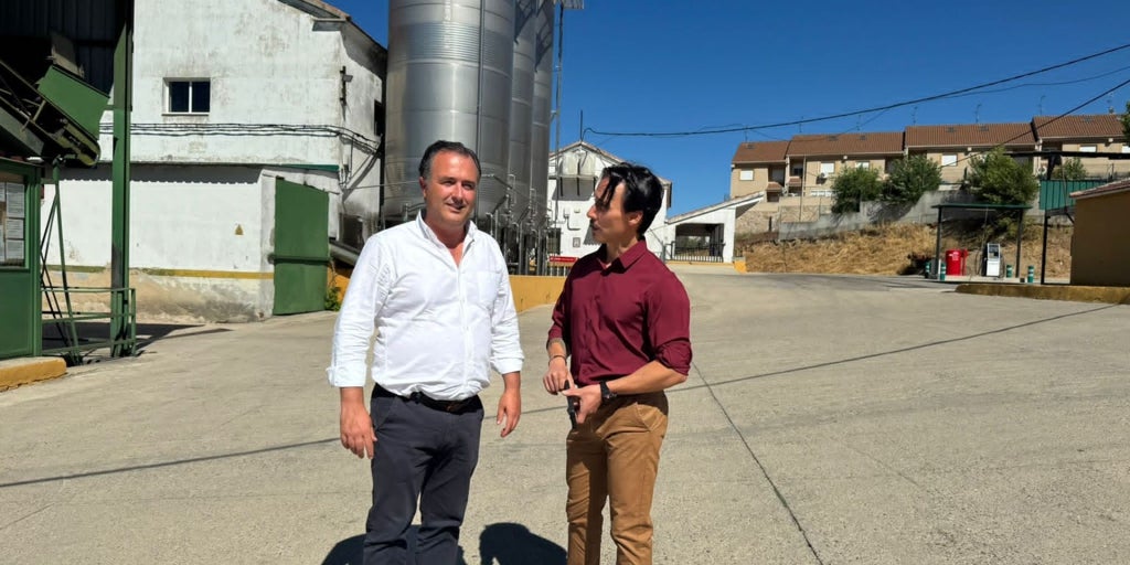 David Moreno (VOX): «El abandono de los caminos rurales pone en riesgo el futuro del vino en Méntrida»