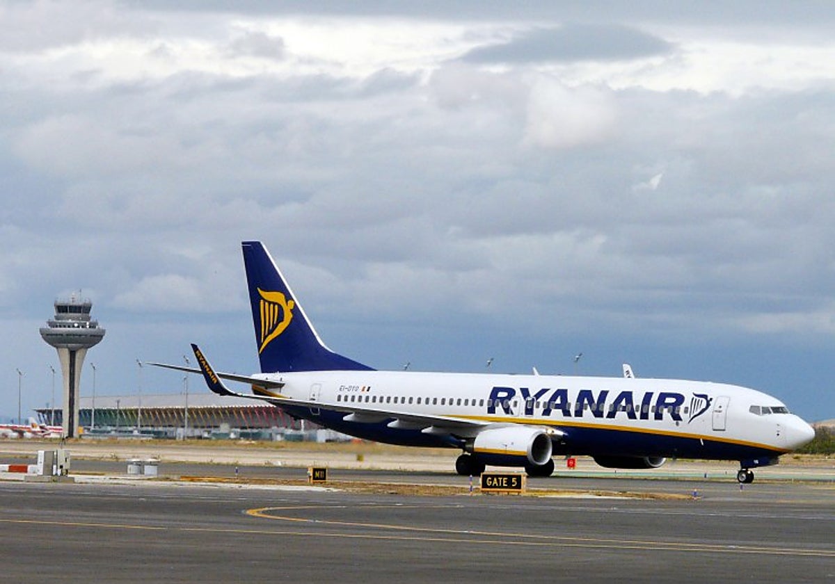 Ryanair recorta un 45 % sus vuelos en Zaragoza y suprime tres rutas a partir de noviembre