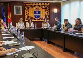 Un pueblo de Toledo compra para sus fiestas 1.000 pulseras centinela para prevenir los casos de sumisión química