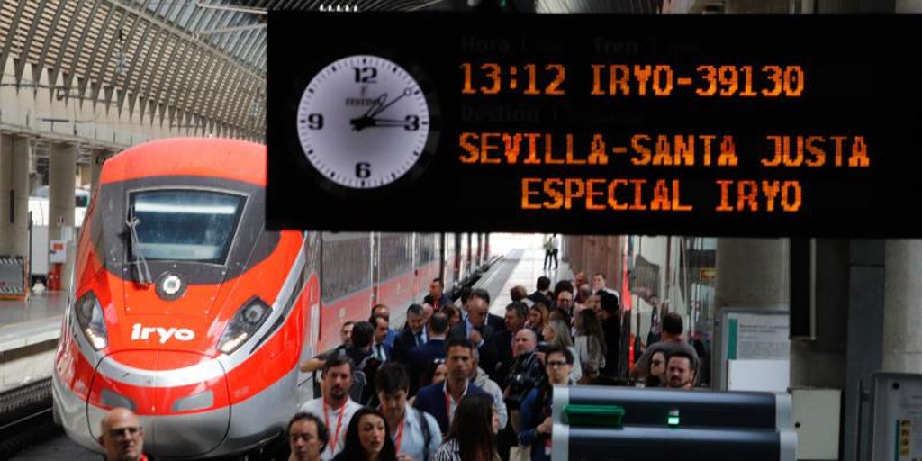 La alta velocidad 'low cost' dispara el número de viajeros en el sur a pesar de los problemas