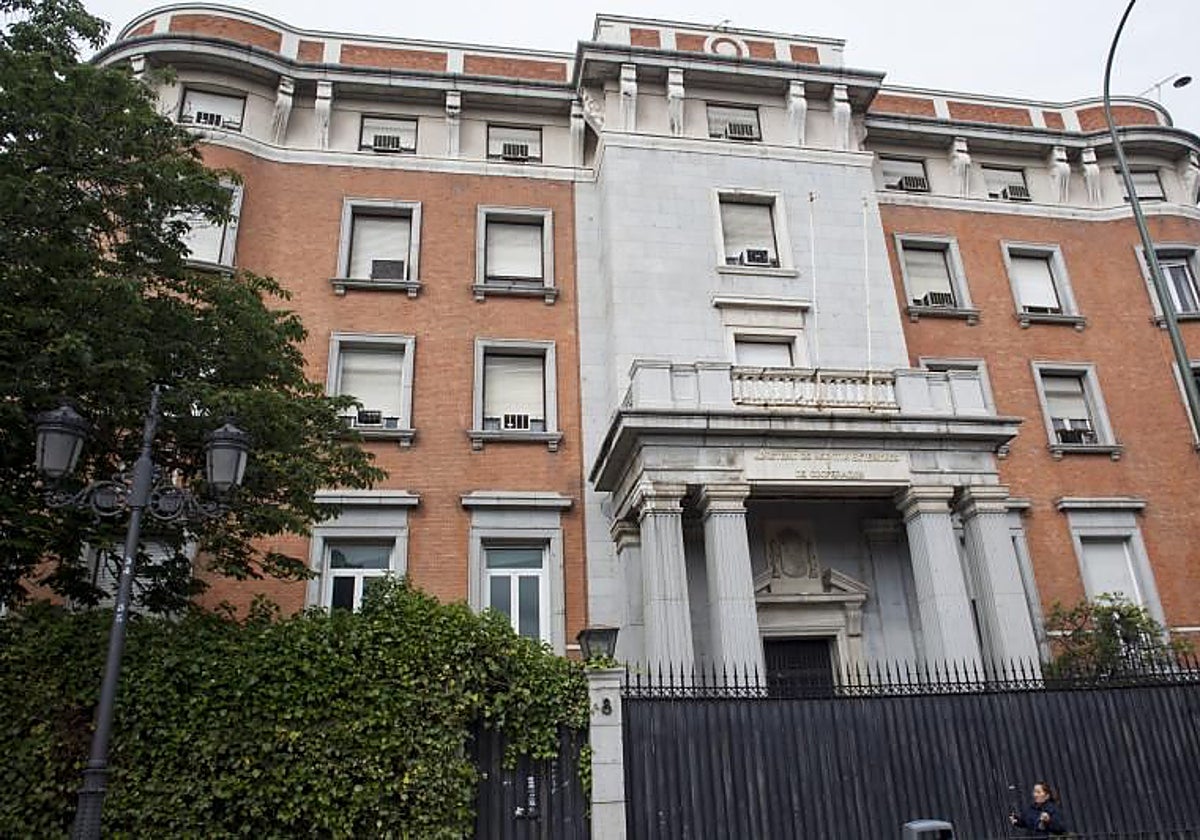 El Ministerio de Exteriores, en la plaza del Marqués de Salamanca