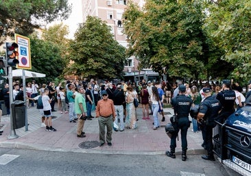 El PP de Ayuso evita el choque con Vox tras su concentración contra el centro de menas en Hortaleza