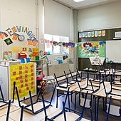 La Comunidad Valenciana arranca el curso con más docentes, 3.000 alumnos en aulas prefabricadas y paridad lingüística