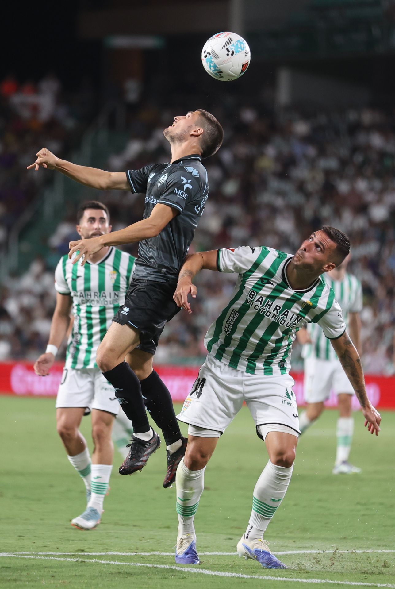 La inmensa alegría del primer triunfo del Córdoba CF esta temporada, en imágenes
