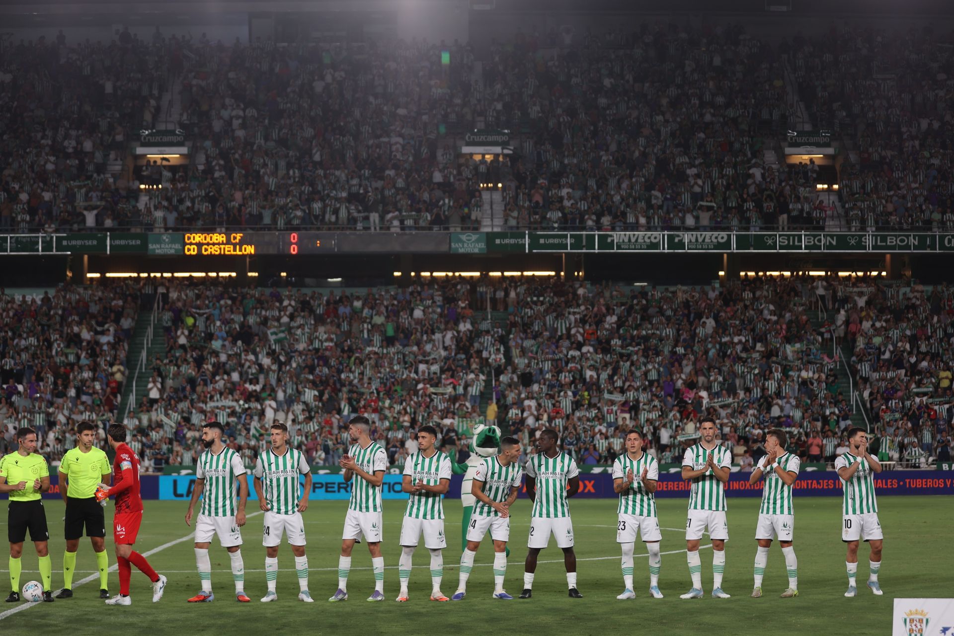 La inmensa alegría del primer triunfo del Córdoba CF esta temporada, en imágenes