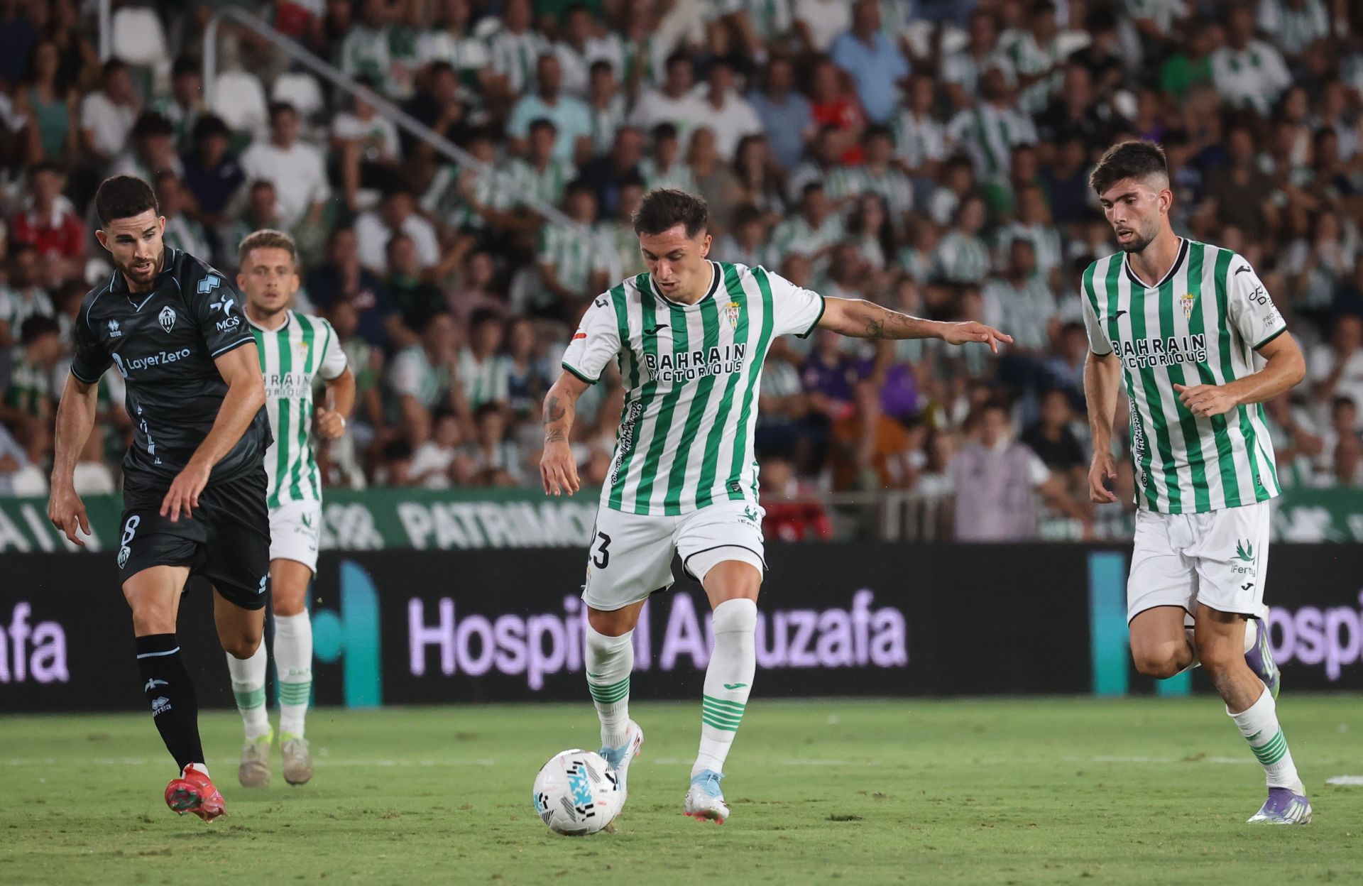 La inmensa alegría del primer triunfo del Córdoba CF esta temporada, en imágenes