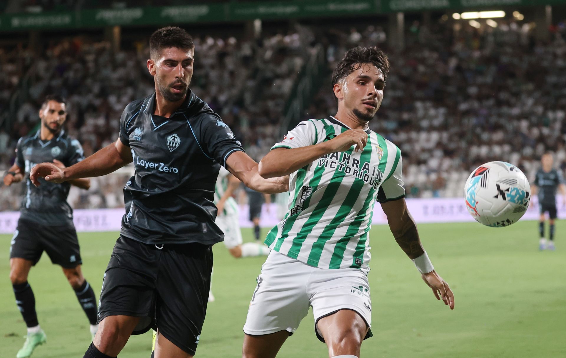 La inmensa alegría del primer triunfo del Córdoba CF esta temporada, en imágenes