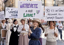 León recrea una manifestación sufragista en su 'vuelta' a mediados del siglo XIX