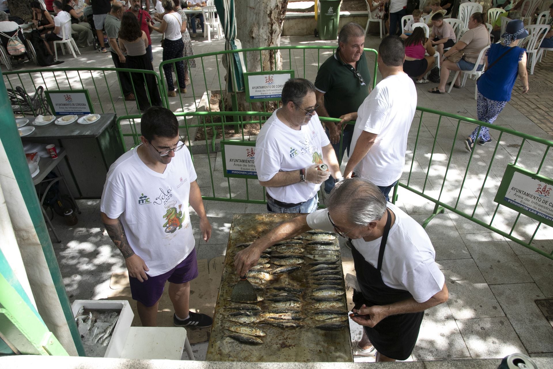 La tradicional &#039;sardiná&#039; de la Velá de la Fuensanta de Córdoba, en imágenes