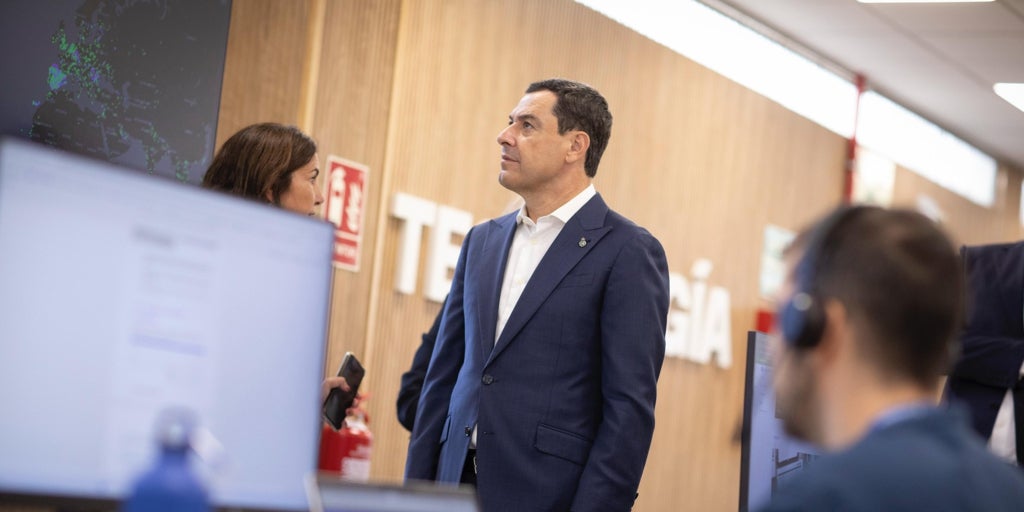 Juanma Moreno culpa del auge de Vox en los sondeos a la «polarización ...