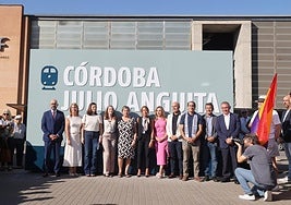 Julio Anguita da ya nombre a la estación de tren de Córdoba