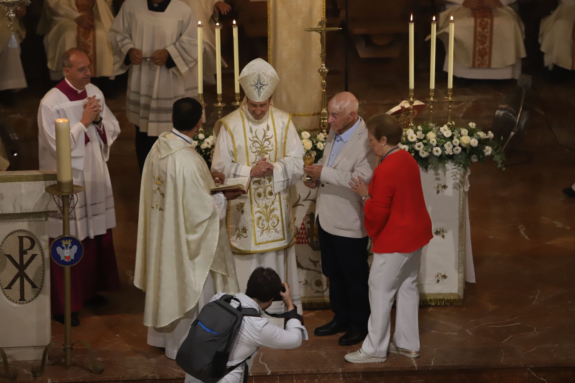 La solemne misa del obispo de Córdoba ante la Patrona en el santuario de la Fuensanta, en imágenes