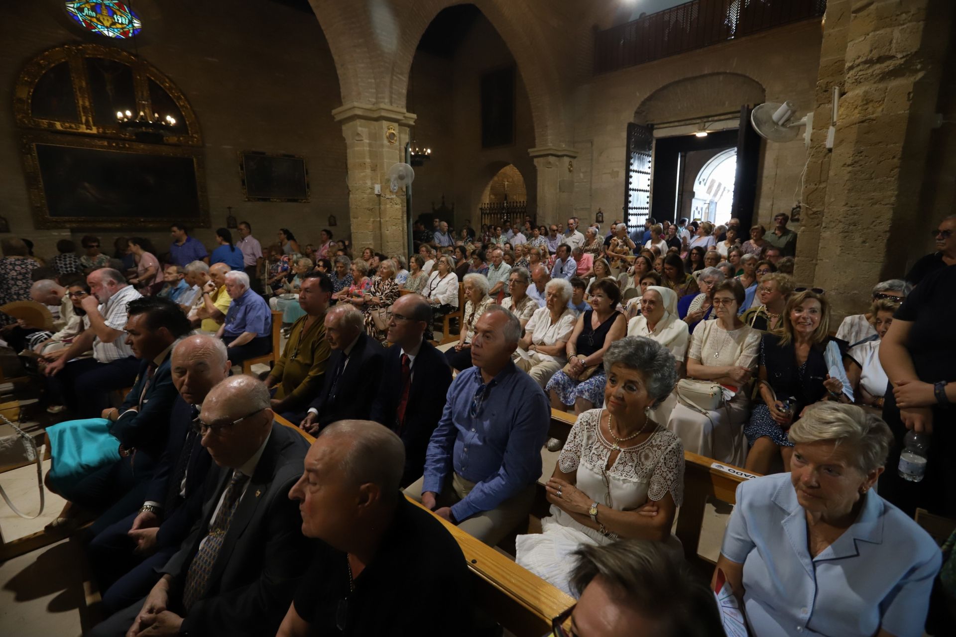 La solemne misa del obispo de Córdoba ante la Patrona en el santuario de la Fuensanta, en imágenes