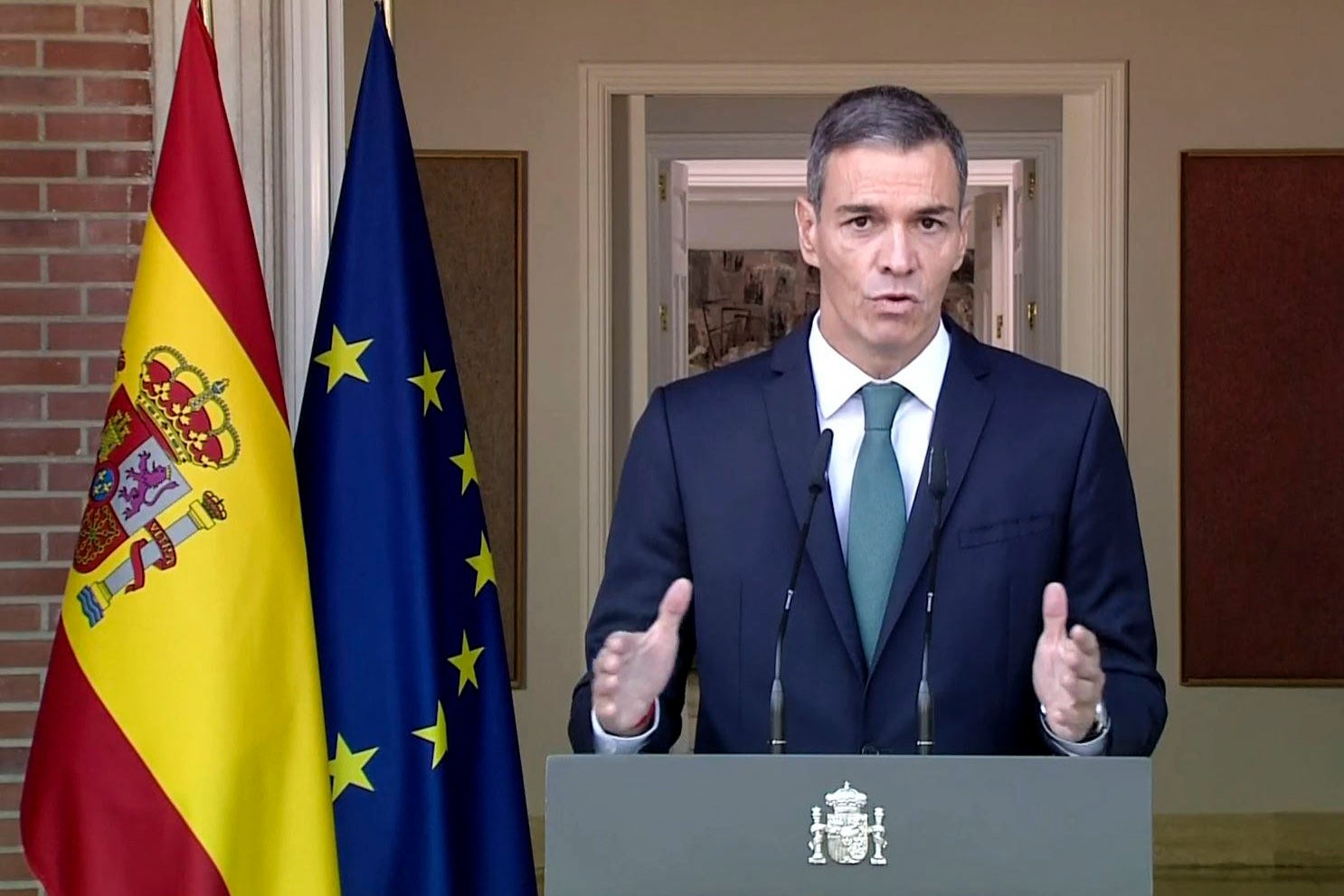 El presidente del Gobierno, Pedro Sánchez, este lunes en el Palacio de la Moncloa para anunciar nueve medidas contra Israel ante el «genocidio» en Gaza