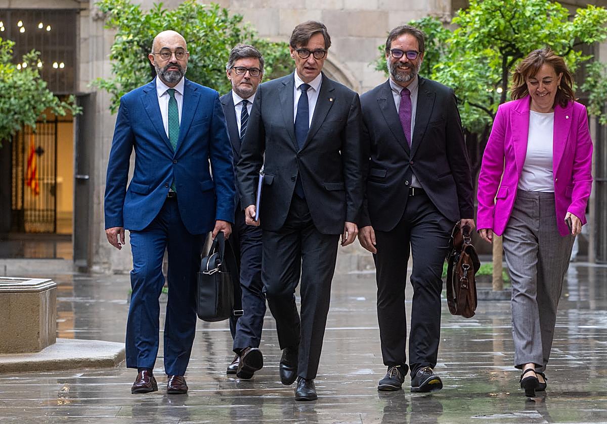 Illa se reúne con los presidentes de Renfe y Adif para abordar las ...