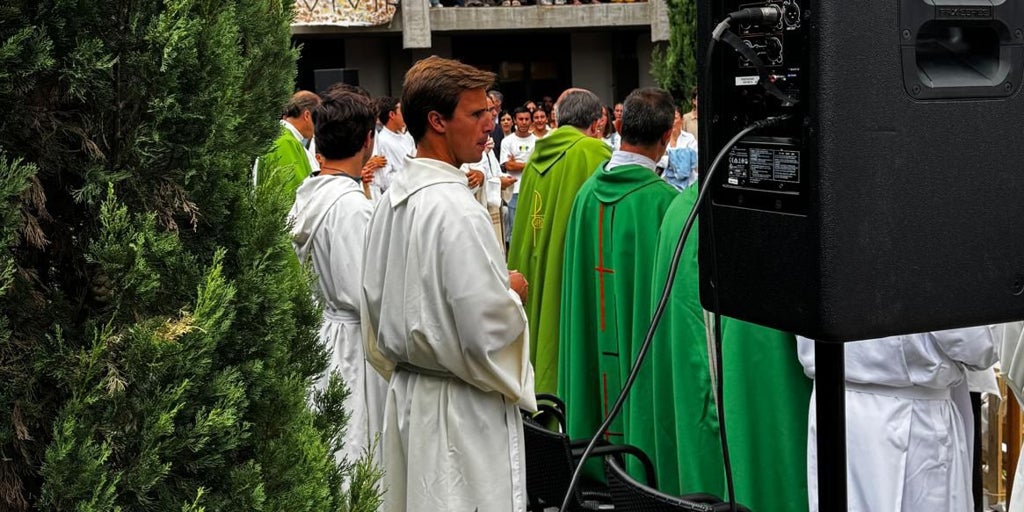 Cura a los treinta: «He tenido novias increíbles, pero Dios llama y hay que decirle que sí»
