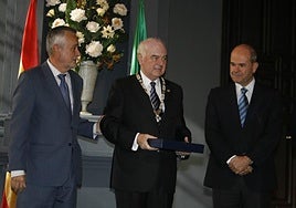 Francisco del Río, «amigo» de Chaves y jefe jurídico de la Junta de Andalucía durante 30 años, se sitúa a un paso del banquillo