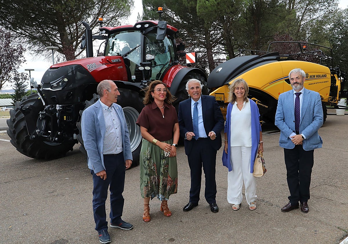 La consejera de Agricultura, María González Corral, en el congreso sobre cereal celebrado en Magaz de Pisuerga (Palencia)