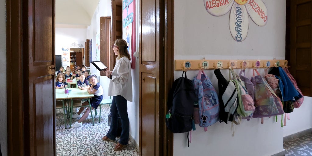 CSIF denuncia la falta de personal en casi la mitad de los centros educativos de Córdoba
