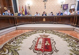 El presidente de la Diputación de Burgos tiende la mano a propuestas de la oposición, PSOE y Vox de cara a 2026
