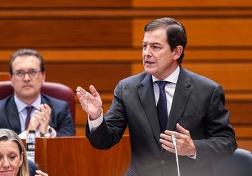 Mañueco reclama al Gobierno «seriedad» y «ayudas» para hacer frente a la catástrofe de los incendios