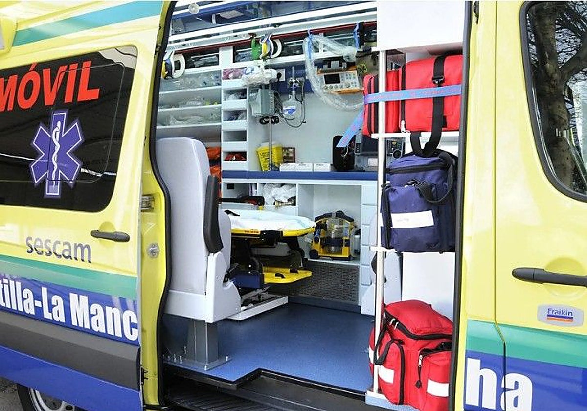 Un hombre de 46 años ha sido trasladado en una UVI móvil