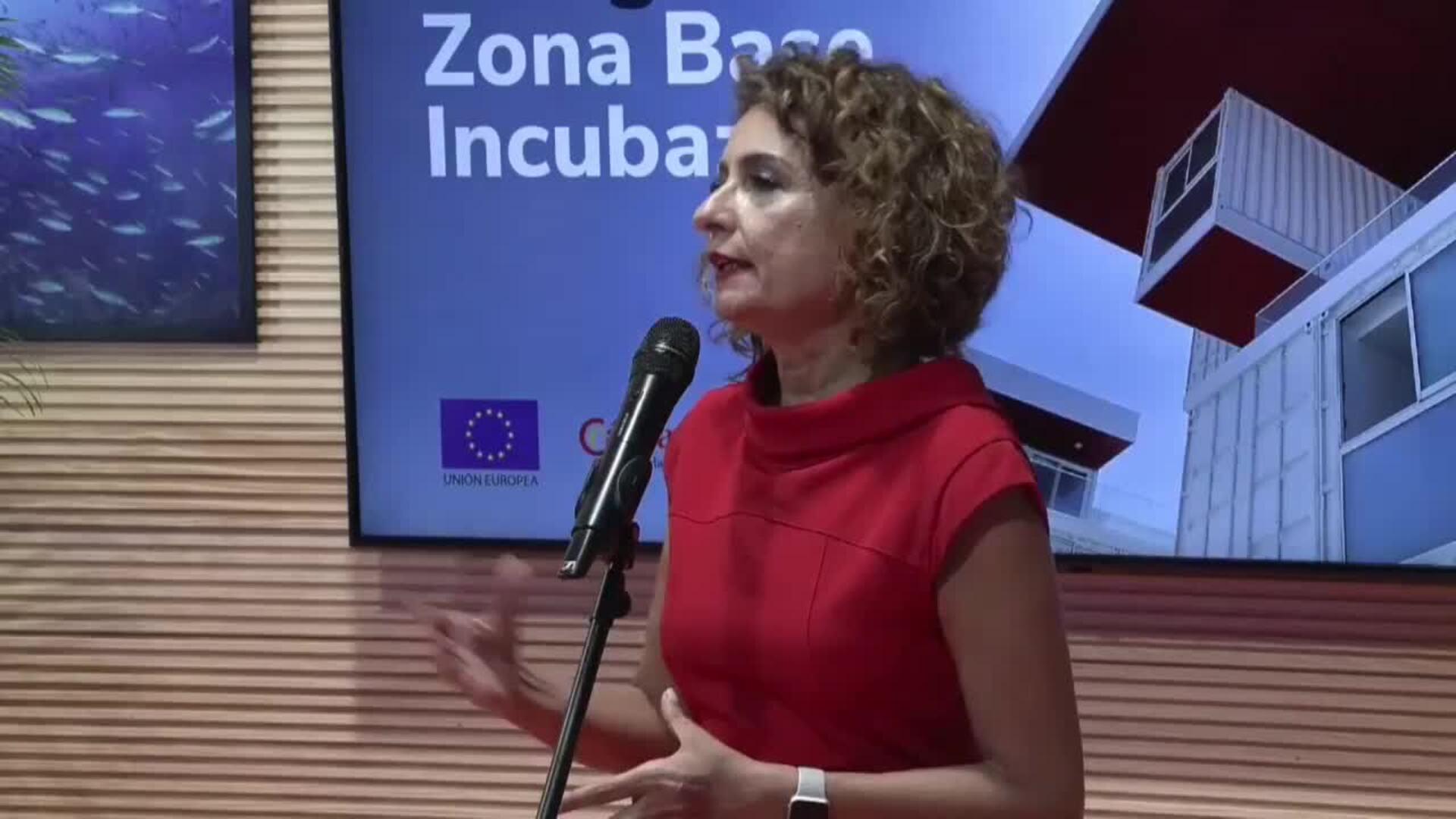 Montero anuncia que la Zona Franca cederá suelo para construir el nuevo hospital de Cádiz